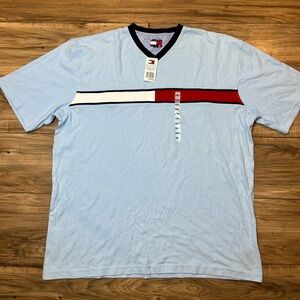 VTG. Tommy Hilfiger tshirt! NWT!
